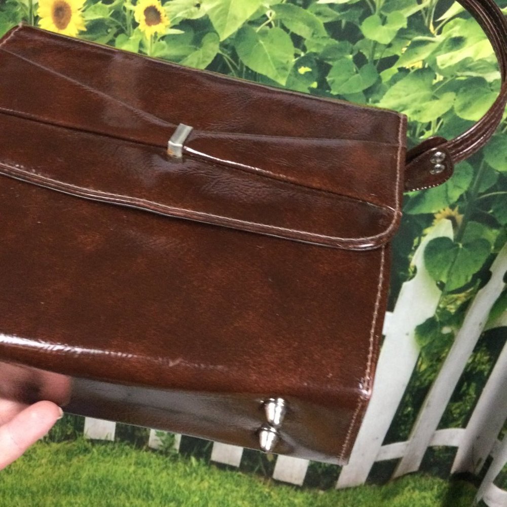 Vintage Brown Patent Handbag - Picture 4 of 11